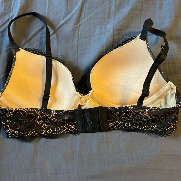 34B Push Up Bra - Picture 2 of 3